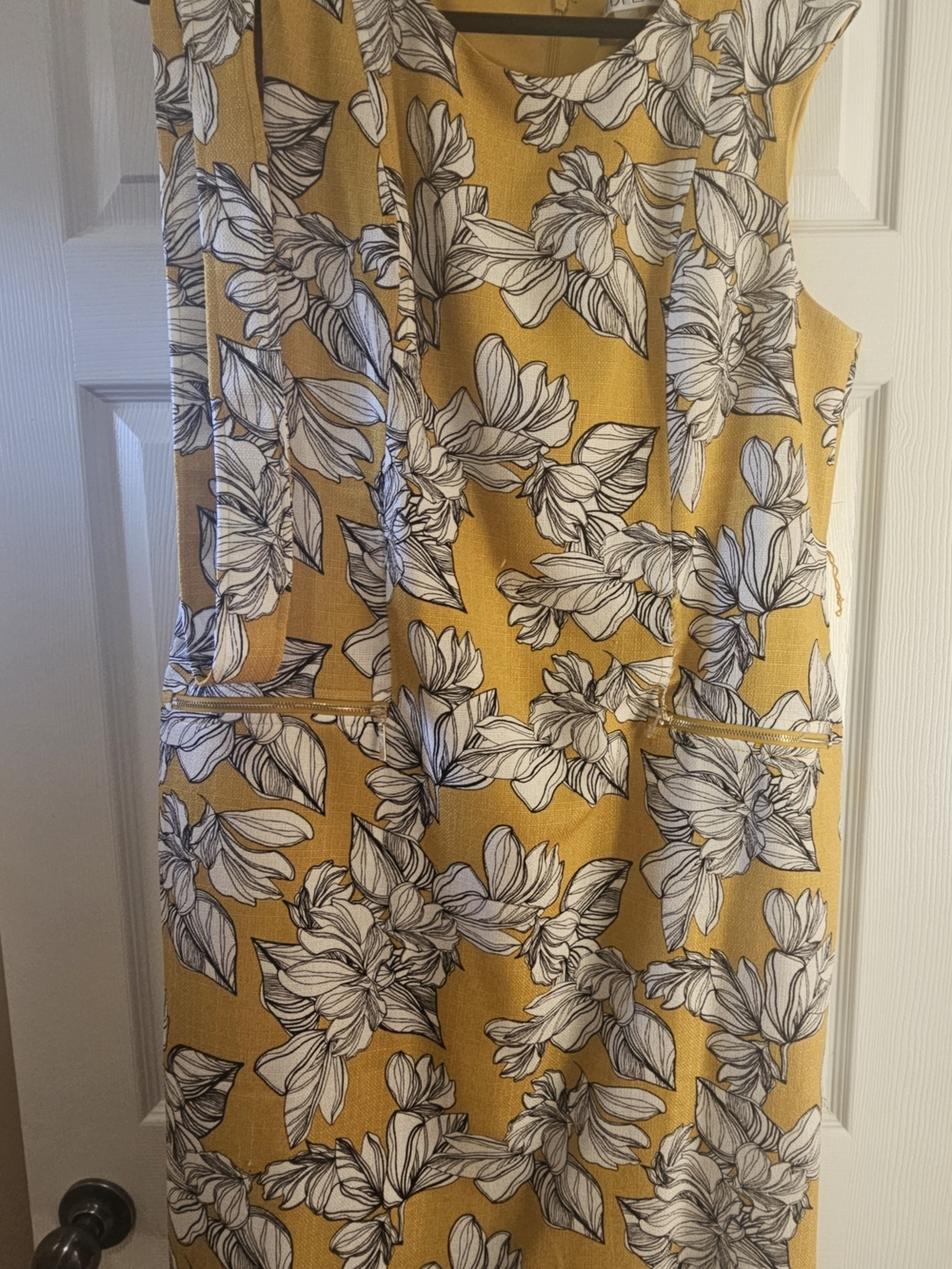 Kasper Mustard Yellow Floral Sleeveless Dress with Black & White Print